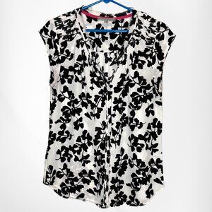 Daniel Rainn Black White Floral Sleeveless Boho Blouse Top size M